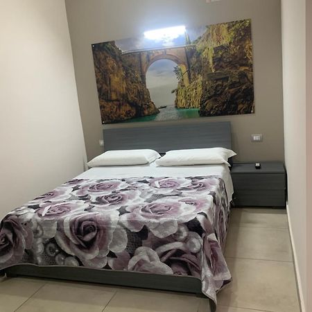 B&B Eden Scafati Bagian luar foto